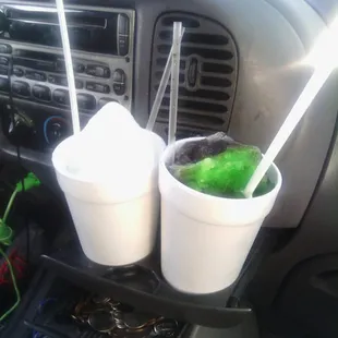 Wedding Cake &amp; Hulk (Grape&amp;Sour Apple)
