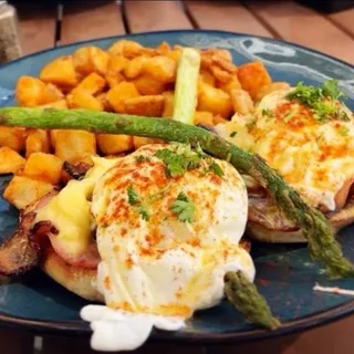 Eggs Benedict Breakfast