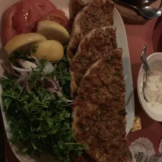 3 Pieces Lahmacun