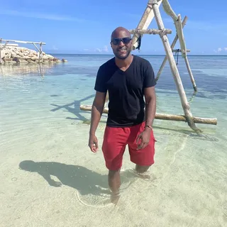 Dominique R.