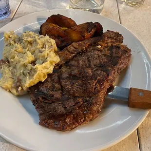 Ribeye with Mashed Potatoes and Plantains