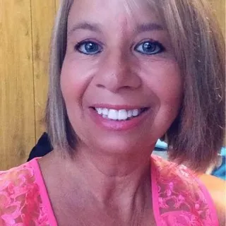 Annette R.