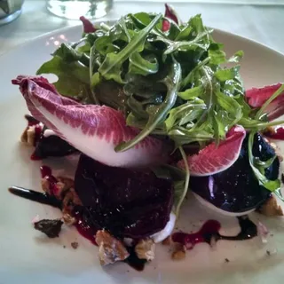 Roasted Red Beets Salad