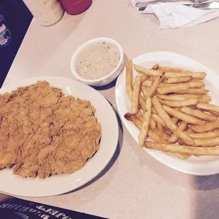 Chicken fried chicken. REALLY good!  Fries were also great &amp; gravy was good but have had more flavor.