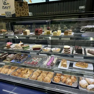 Dessert Case