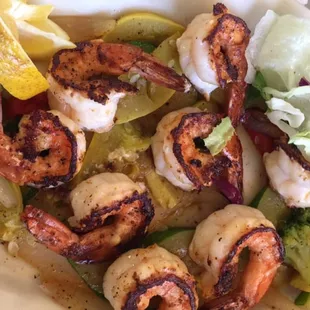 Grilled shrimp and vegetables