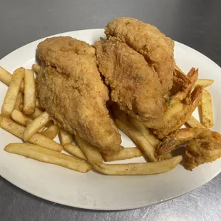 2 fried catfish and 6 fried large shrimp and fries