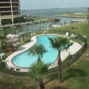 Fantastic pool where you can watch the shipping traffic while you sun and swim!