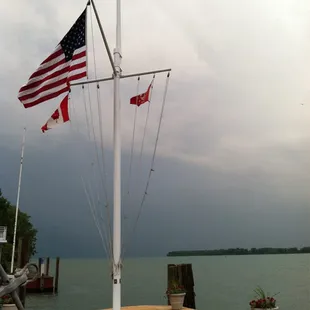 the flags of the united states and canada
