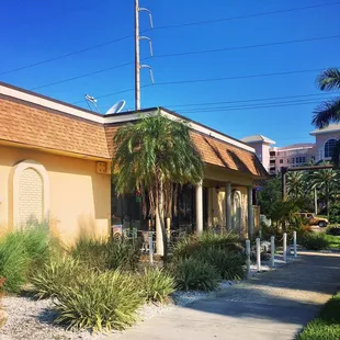 Main entrance overlooking Pinellas Bayway