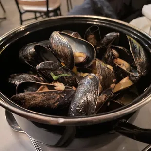 PEI Steamed Mussels