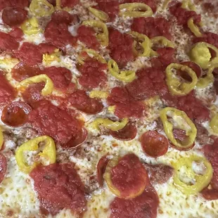 Deluxe Pizza