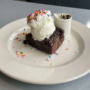 Double chocolate brownie sundae