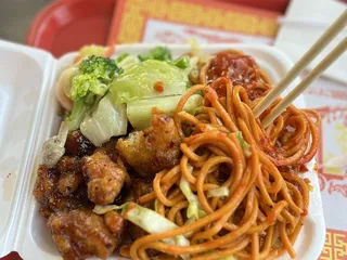 Lucky Chinese Food