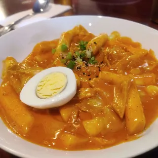 Rose Ddeok Bokki