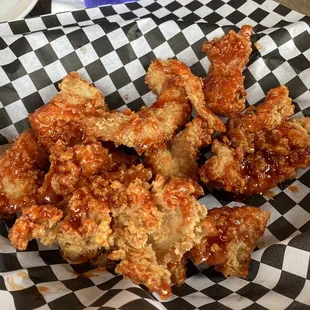 chicken wings, fried chicken, bbq chicken, chicken wings and fried chicken, poultry, food, bbq wings, chicken, fried chicken wings