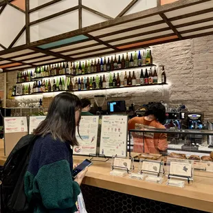 sushi and sashimi, interior