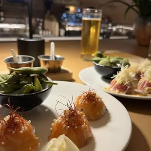 Edamame &amp; salmon/tuna sushi bomb