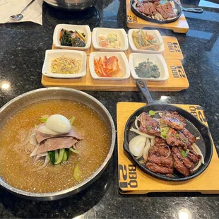 Cold noodle with galbi.