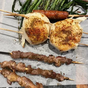 I would like to give 4 stars for barbecue. Not bad, however the lamb is kind of chewy