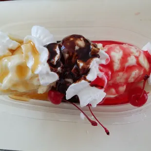 Who wants a banana split ...yummy
