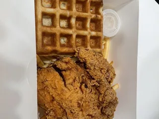 Ali's Chicken & Waffles