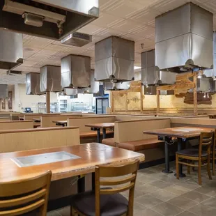 sushi and sashimi, interior