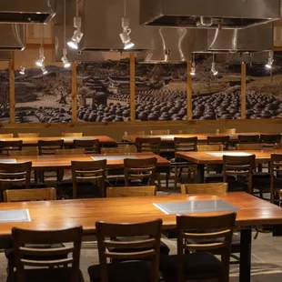 sushi and sashimi, interior