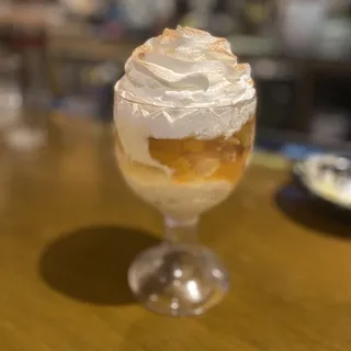 Peach Cobbler Parfait