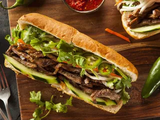 Sunset Bánh mì