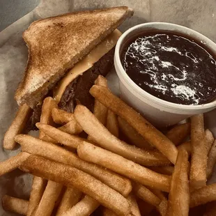 1/2 cowboy melt(lunch special)