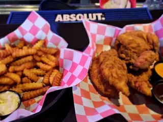 Rail House Bar & Grill