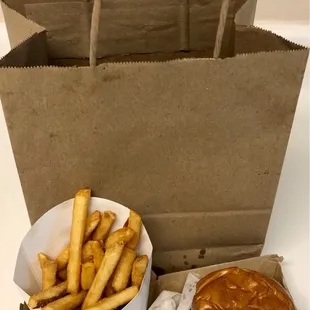 BB&apos;S PICK fried chicken sandwich w/thick-cut pickles, toasted brioche bun (Duke&apos;s Mayo added) &amp; sea salt brined French fries.