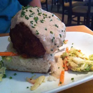Crispy Crab Cake Sandwich