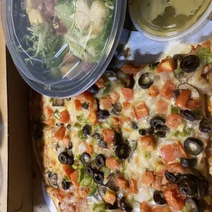 Gardener pizza and chopped Sicilian salad