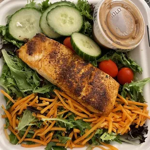 Salad with grilled salmon