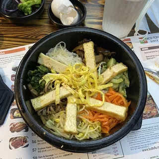 E4. Bibimbap