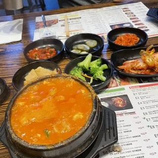 S5. Beef Tripe Soon Tofu