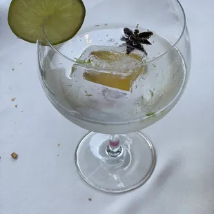 Lime gin and tonic