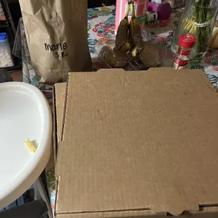 "Marie's order" Cold pizza, missing marinara and toppings