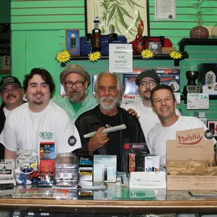 Tommy Chong hanging out behind the counter with part of the staff at his April 1st 2016 appearance