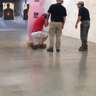 Defensive Hand Gun 4 - Shooting behind cover. Learning from professionals with REAL world experience