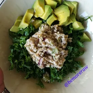 Raw "toona" salad