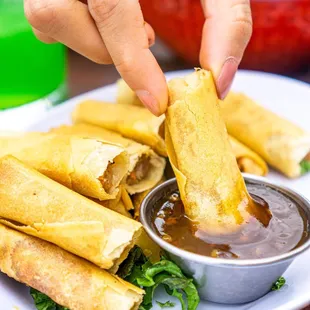 Lumpia. Instagram: @Absofreakinglutelyyummy