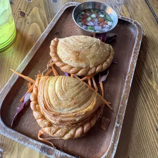 Curry Puff (chicken)