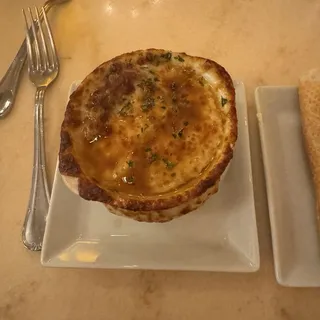 French Onion Soup au Gratin