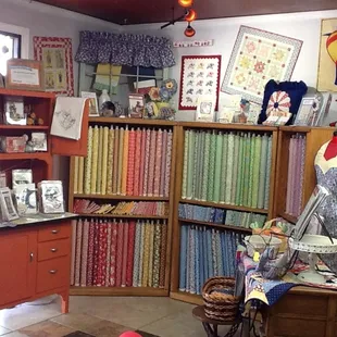 30's and 40's Corner Bernina Sewing and Design, Las Cruces, NM