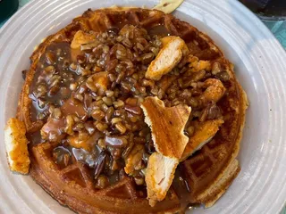 Meister's Bar & Grill