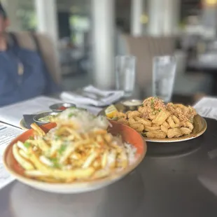 buttermilk fried calamari, yum!!