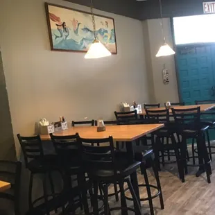 sushi and sashimi, interior